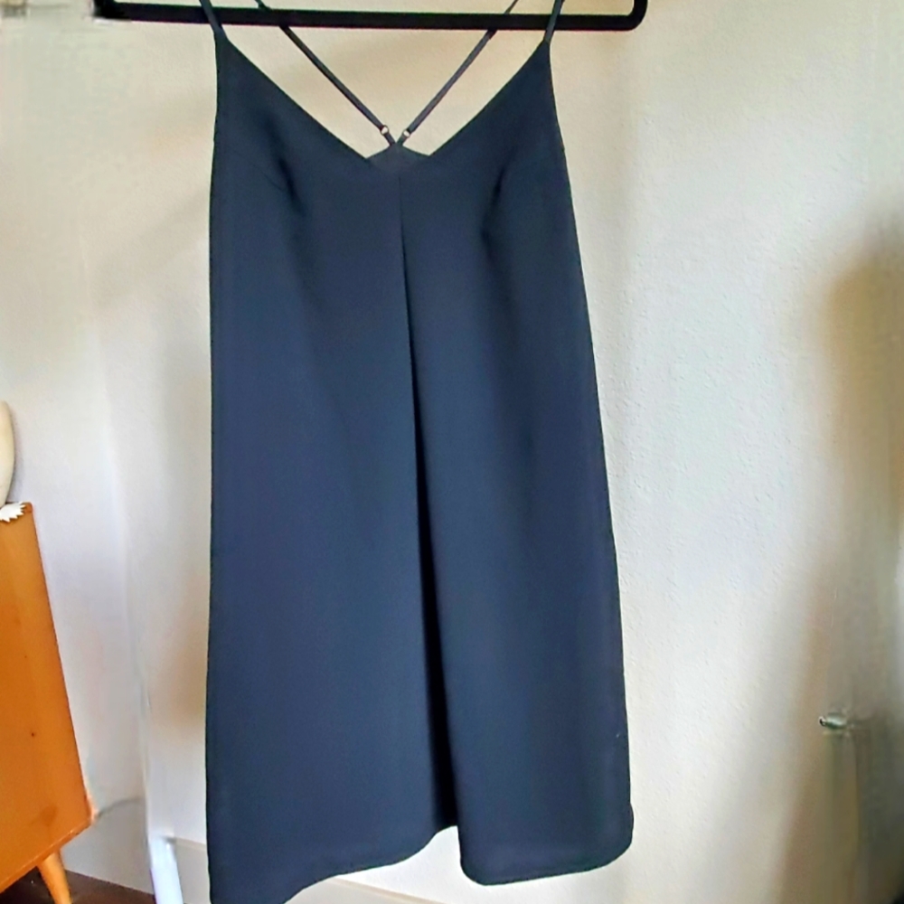 The little black dress! - Picture 3 of 12